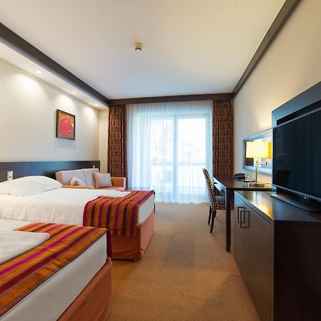 Hotel Pagony Wellness Nyíregyháza 외부 사진