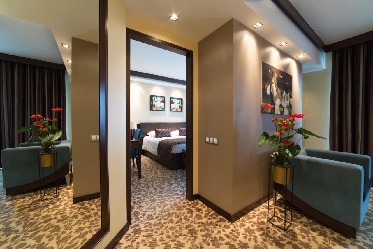 Hotel Pagony Wellness Nyíregyháza 외부 사진