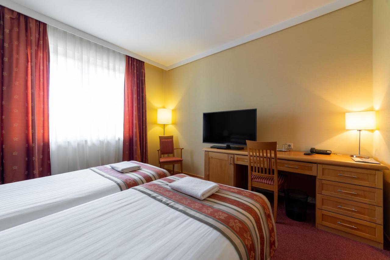 Hotel Pagony Wellness Nyíregyháza 외부 사진